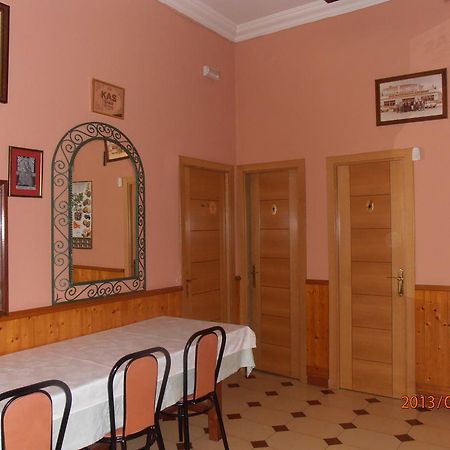 Hostal Restaurante Las Rejas Archidona Exterior foto